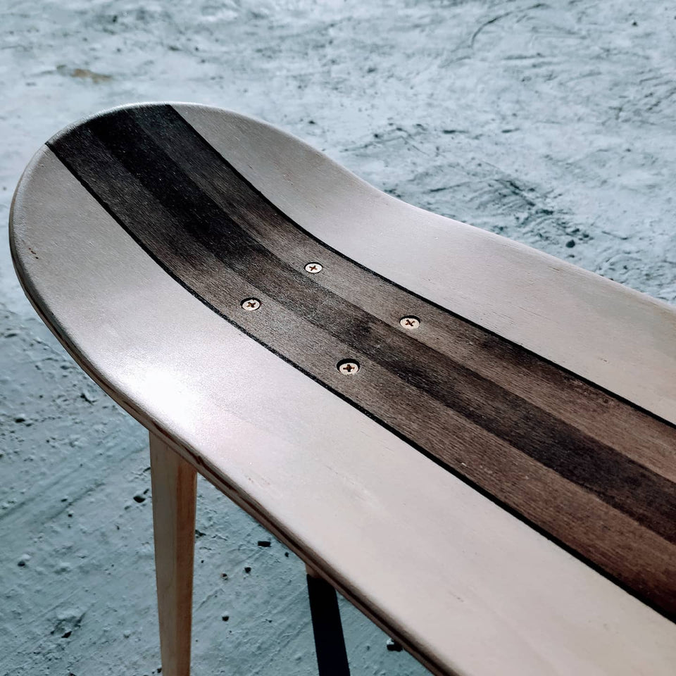 Skafö Foldable Skateboard Bench by D2 Workshop