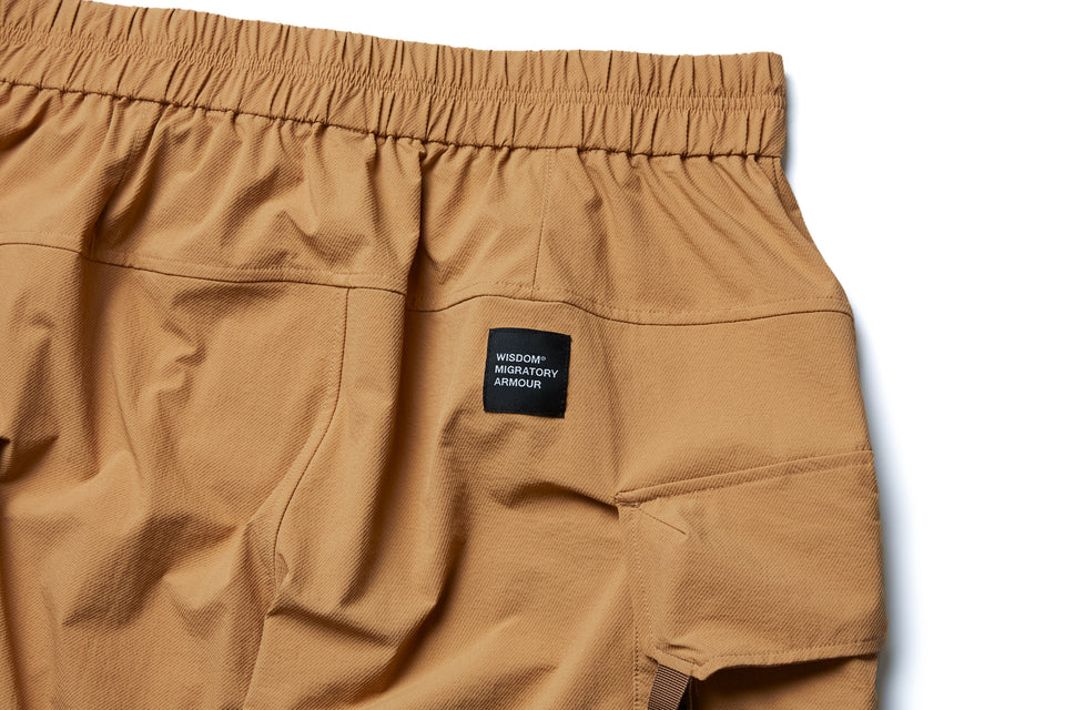 Wisdom Twill Buckle-Pockets Shorts (Khaki)